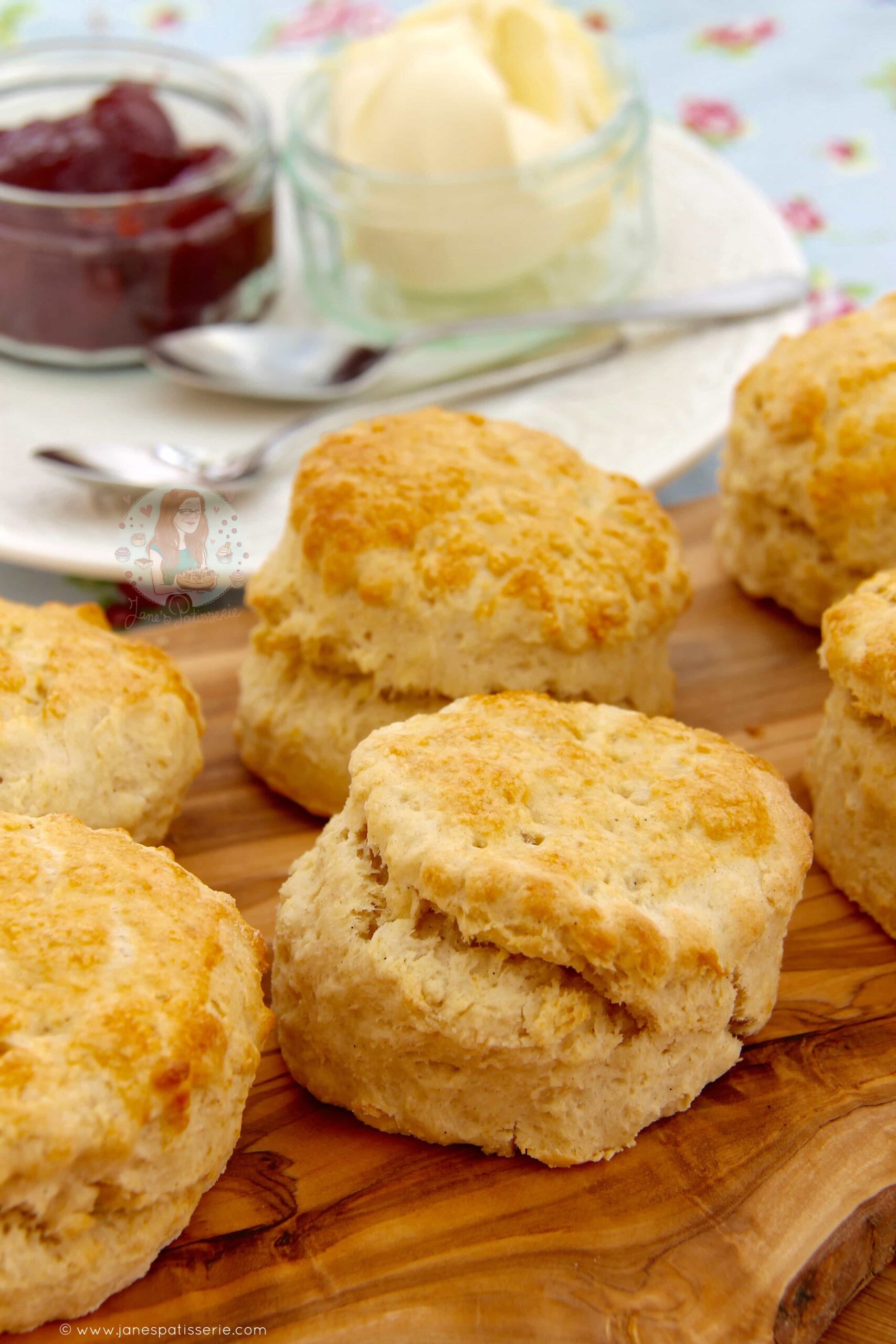 Classic Buttery Scones! - Jane's Patisserie