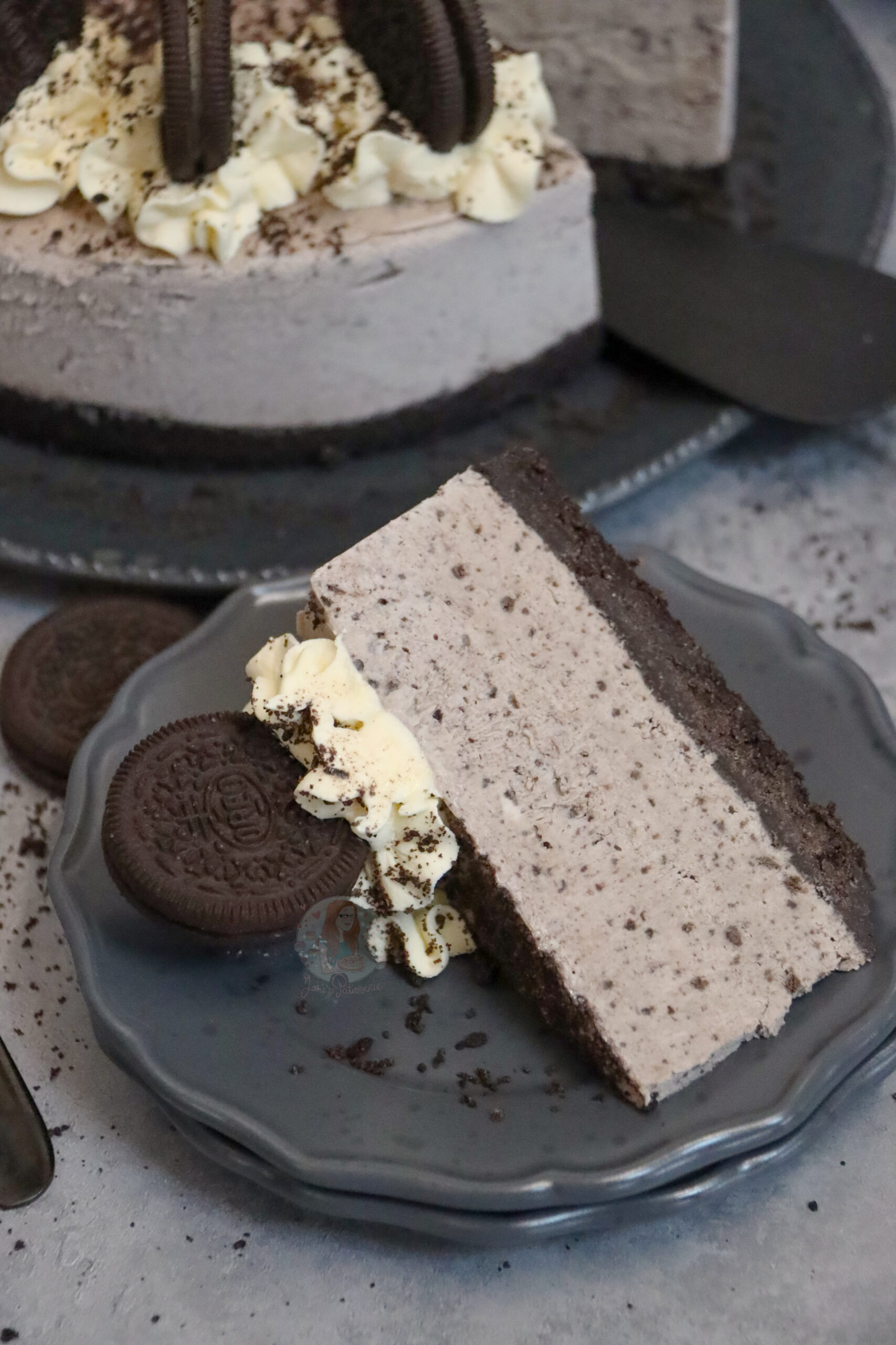 Nutella Oreo Cheesecake: Decadent Recipe from Scratch