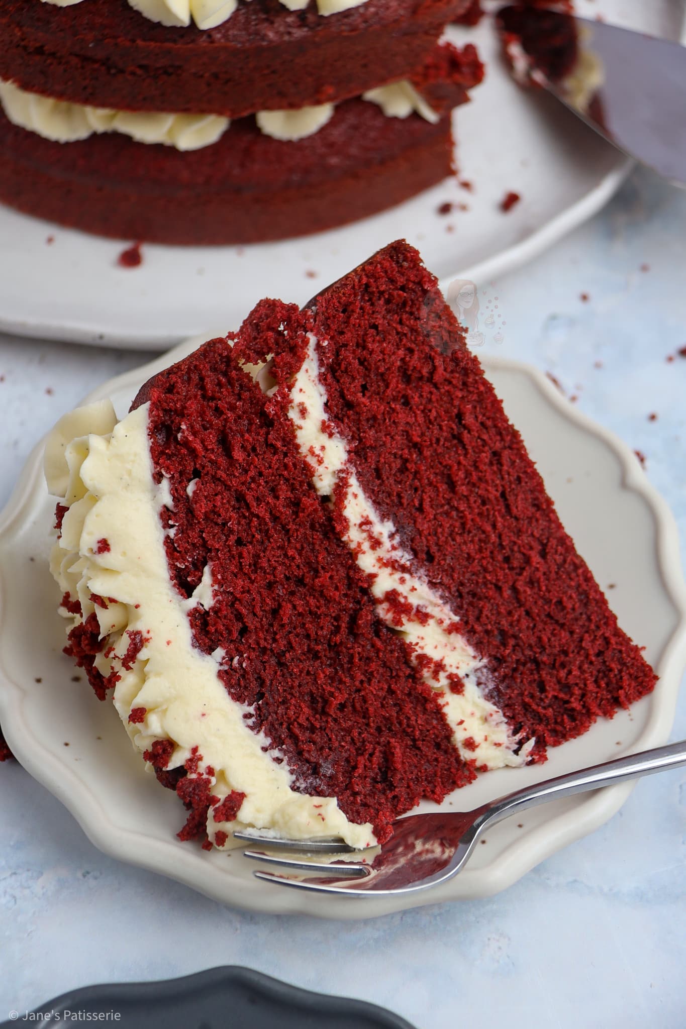 Three-tier red velvet cake recipe - BBC Food