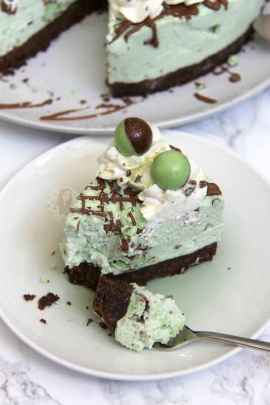 No-Bake Mint Aero Cheesecake! - Jane's Patisserie