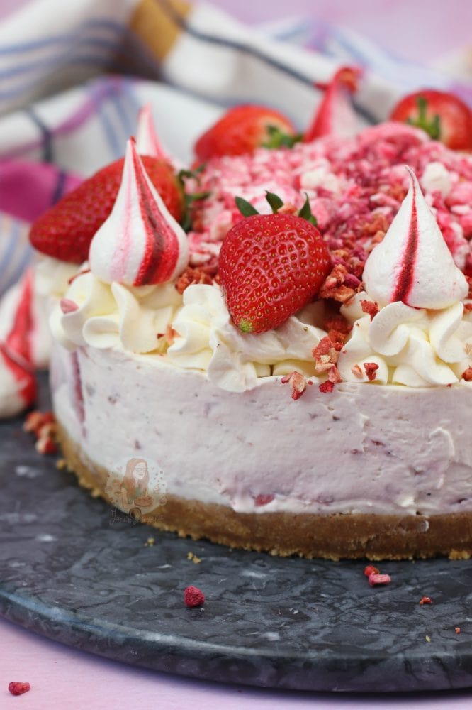 No-Bake Eton Mess Cheesecake! - Jane's Patisserie