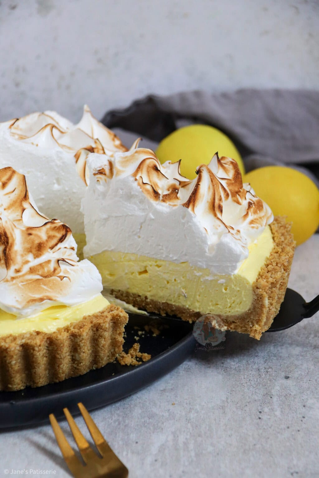 No-Bake Lemon Meringue Cheesecake! - Jane's Patisserie