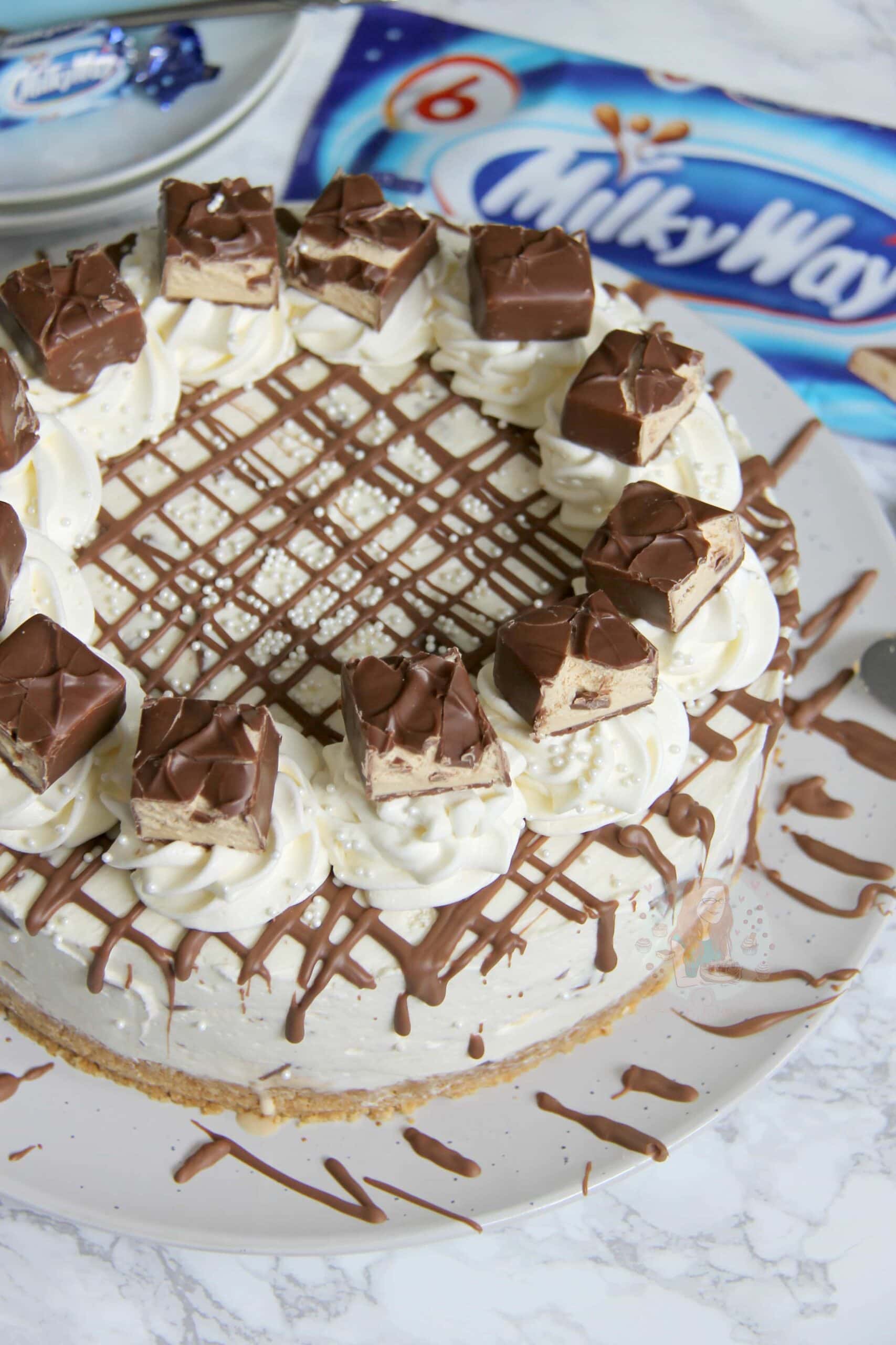 Bake a Milky Way bar cake for the eclipse
