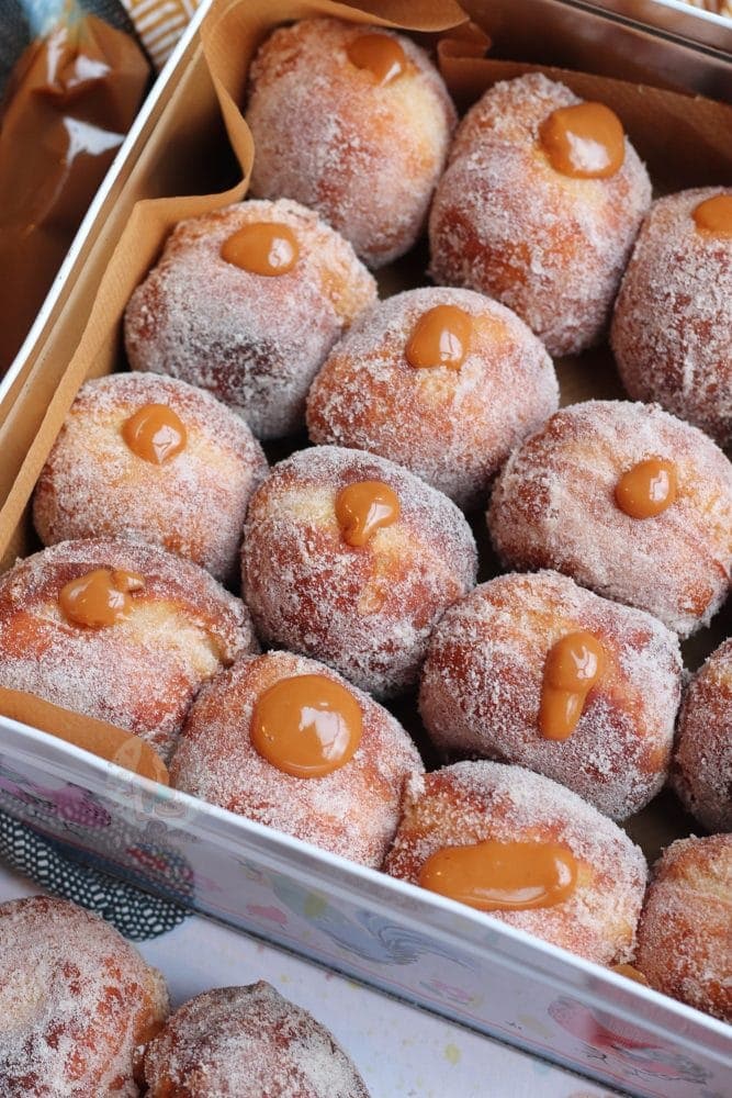 The Fluffiest Salted Caramel Donuts, MWM