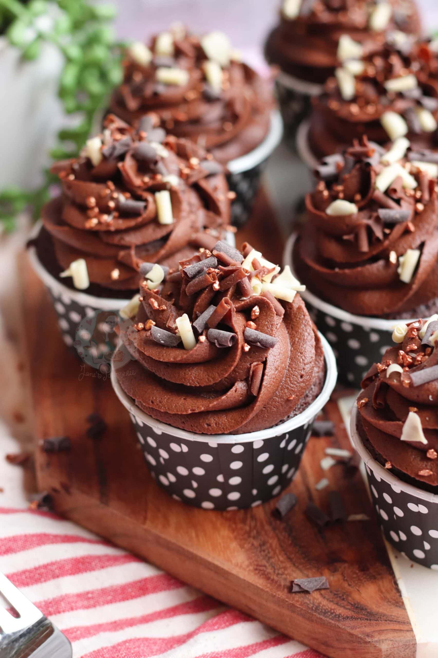 Boiling Water Chocolate Cupcakes Recipe - Food.com