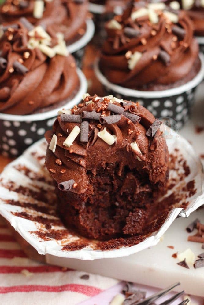 Chocolate Fudge Cupcakes! Jane's Patisserie