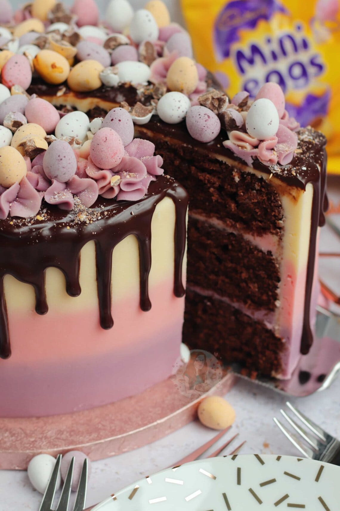 Mini Egg Drip Cake! - Jane's Patisserie