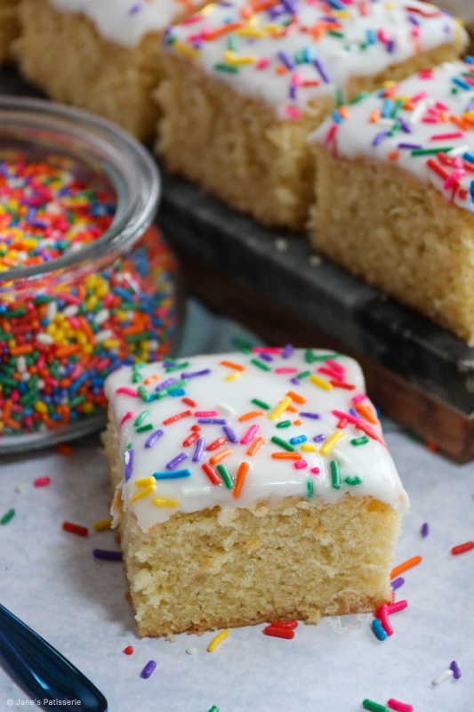 Aggregate more than 77 old fashioned sponge cake recipe super hot - in ...