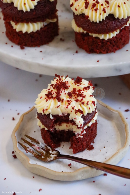 Mini Red Velvet Cakes Recipe